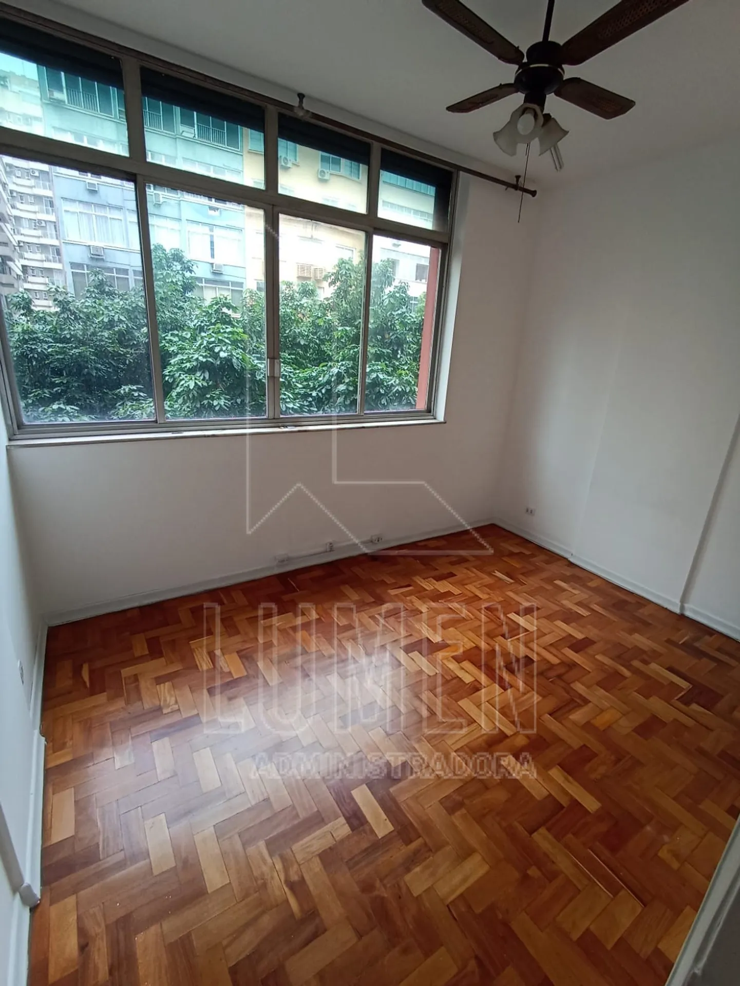 Apartamento com piso de madeira ou laminado, Ipanema — photo 7