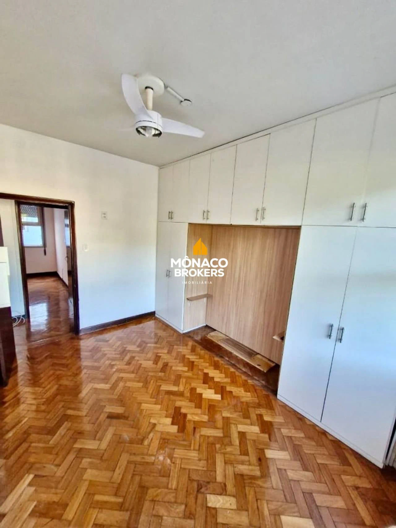 Apartamento, 91 m², com banheira — photo 2