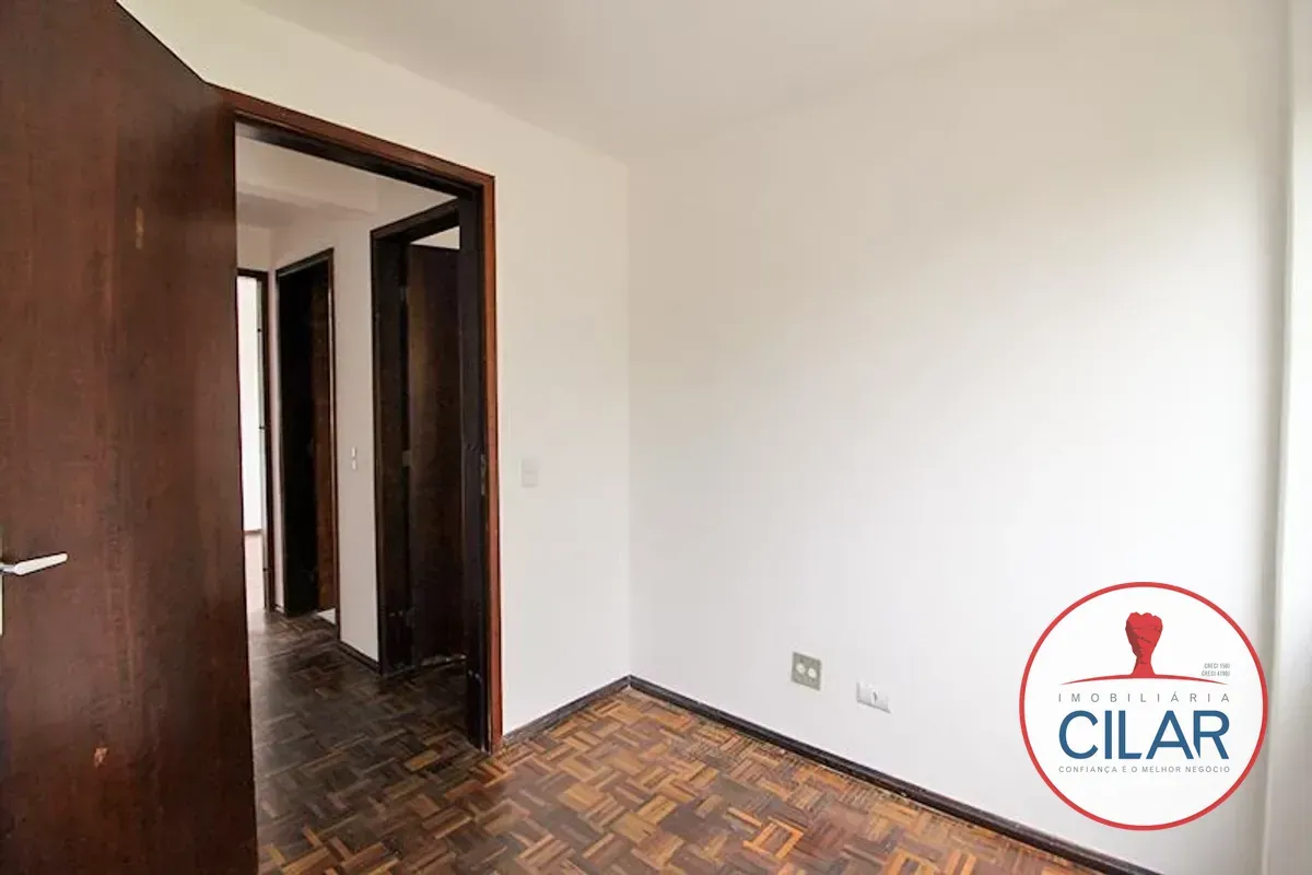 Apartamento com piso de madeira ou laminado, Portão — photo 4