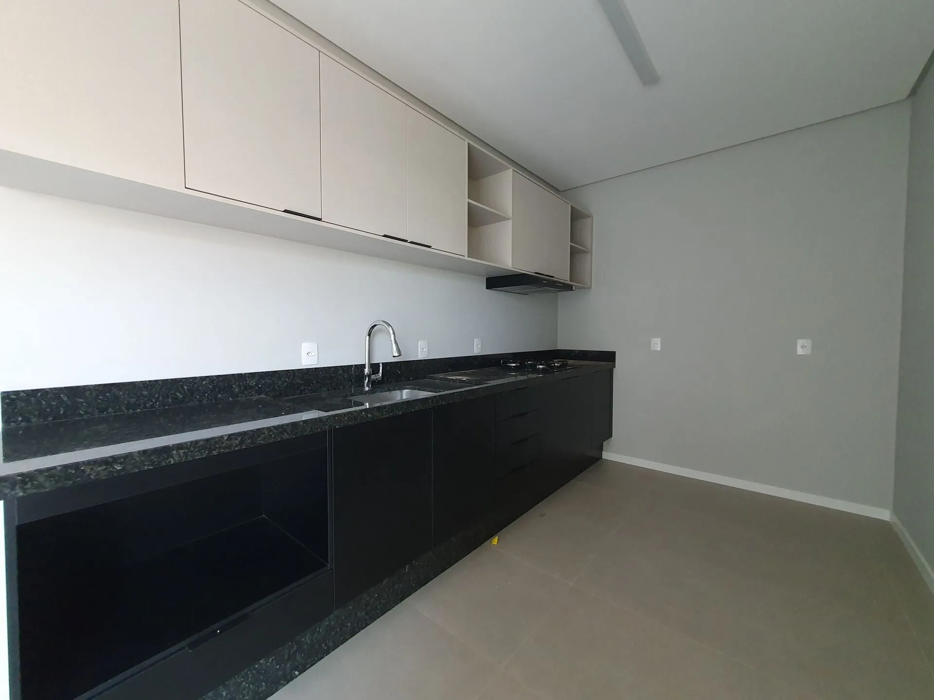 Гардеробна та 3 спальні: будинок 188 м² — photo 9
