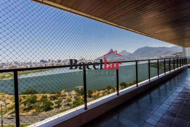 380 m² apartment with 4 en-suite bedrooms and 7 baths — photo 13