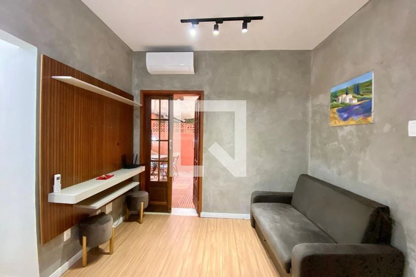 Departamento de 2 dormitorios con balcón cerrado con vidrio — photo 12