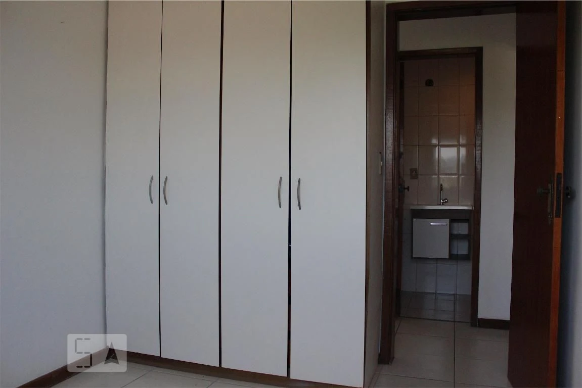 2-bedroom apartment with a balcony and shared pool — photo 14