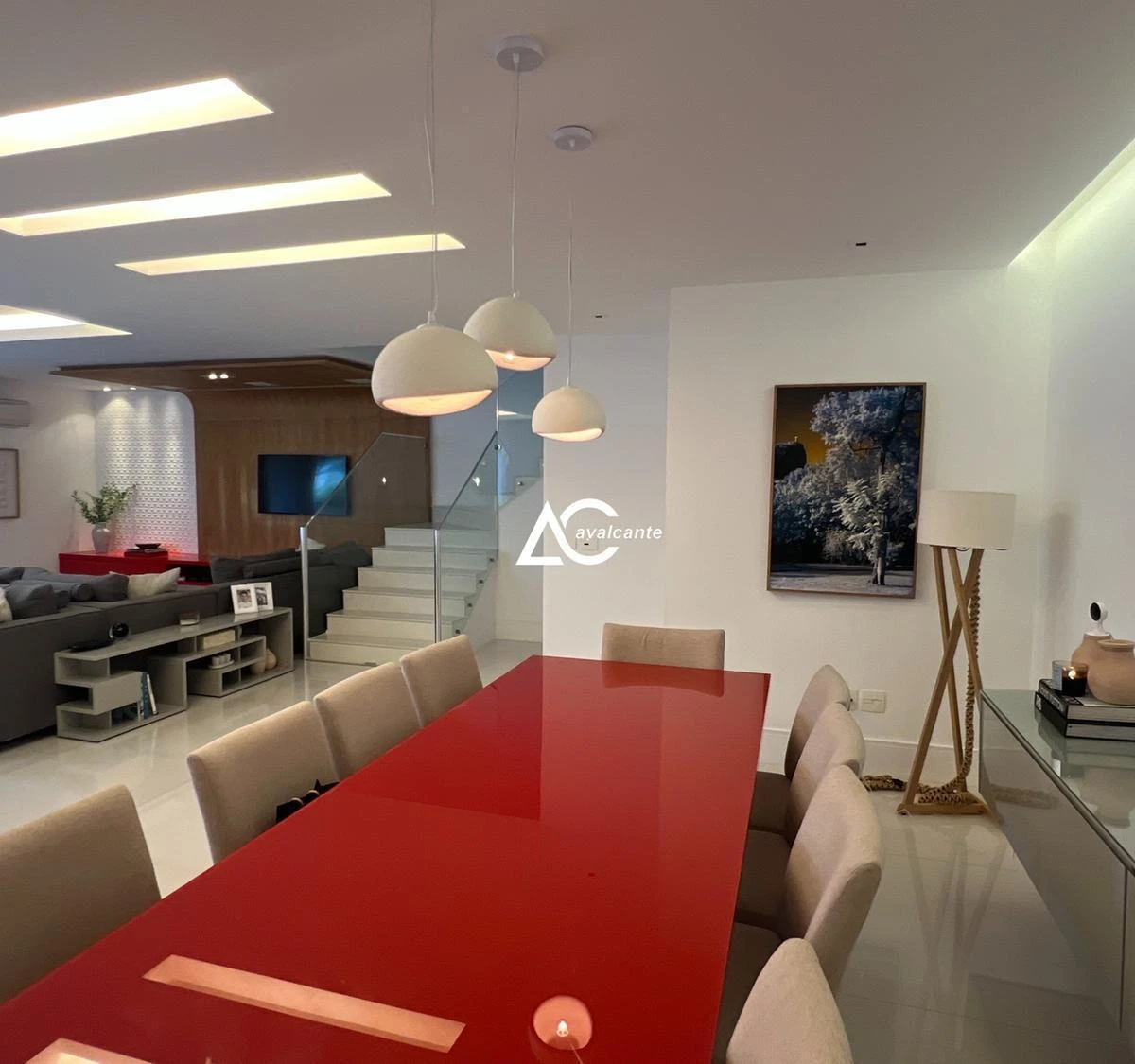 Furnished 4 en-suite home with 400 m² — photo 3