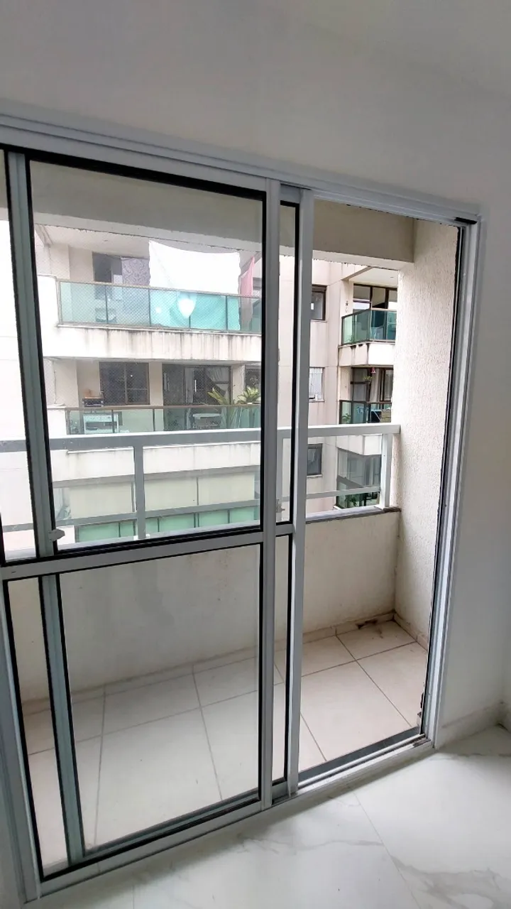 2-bedroom apartment in a building with a gym — photo 14