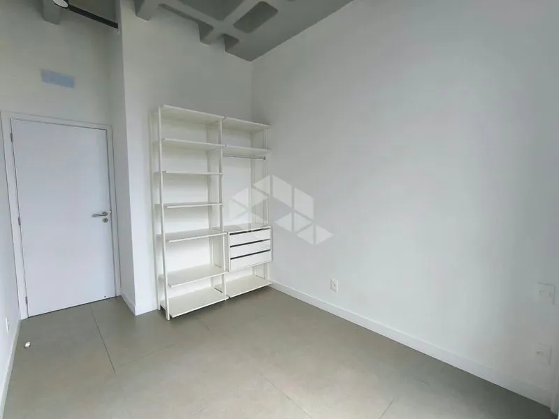 2-bedroom apartment with a washing machine — photo 9