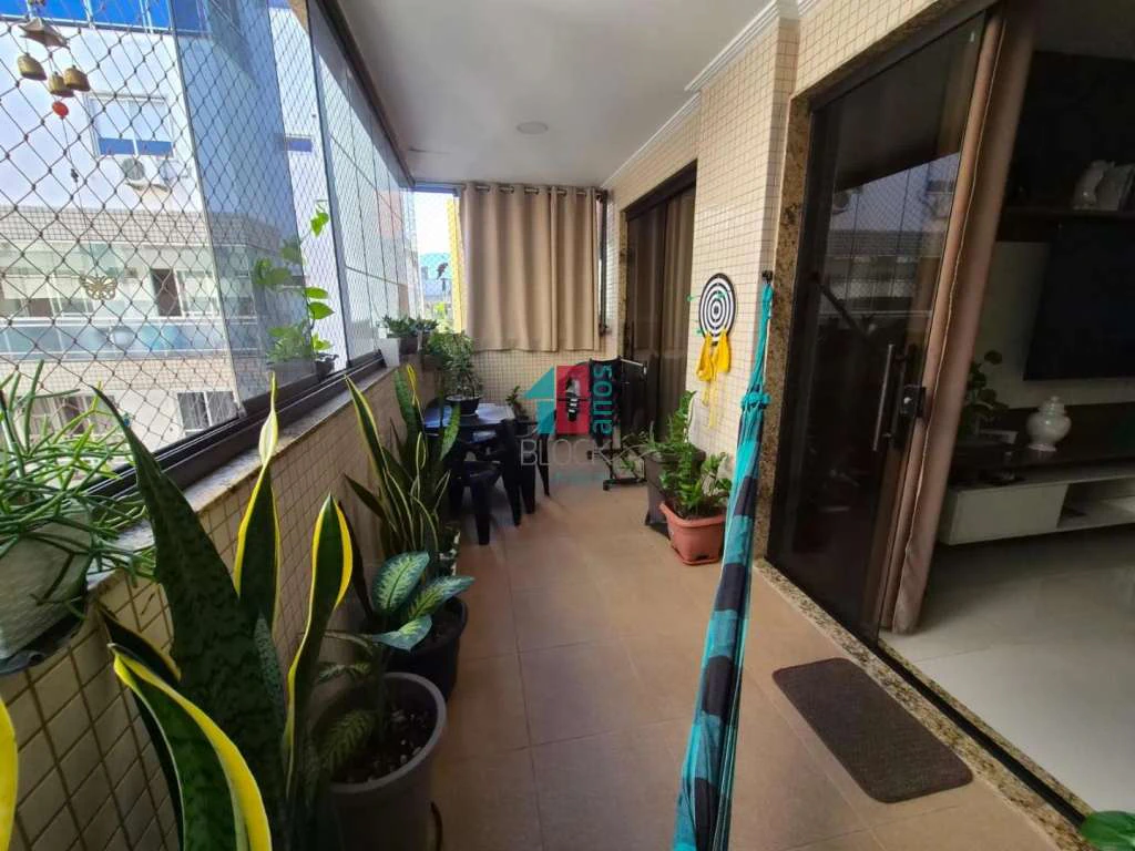 3-bedroom apartment with a washing machine — photo 6