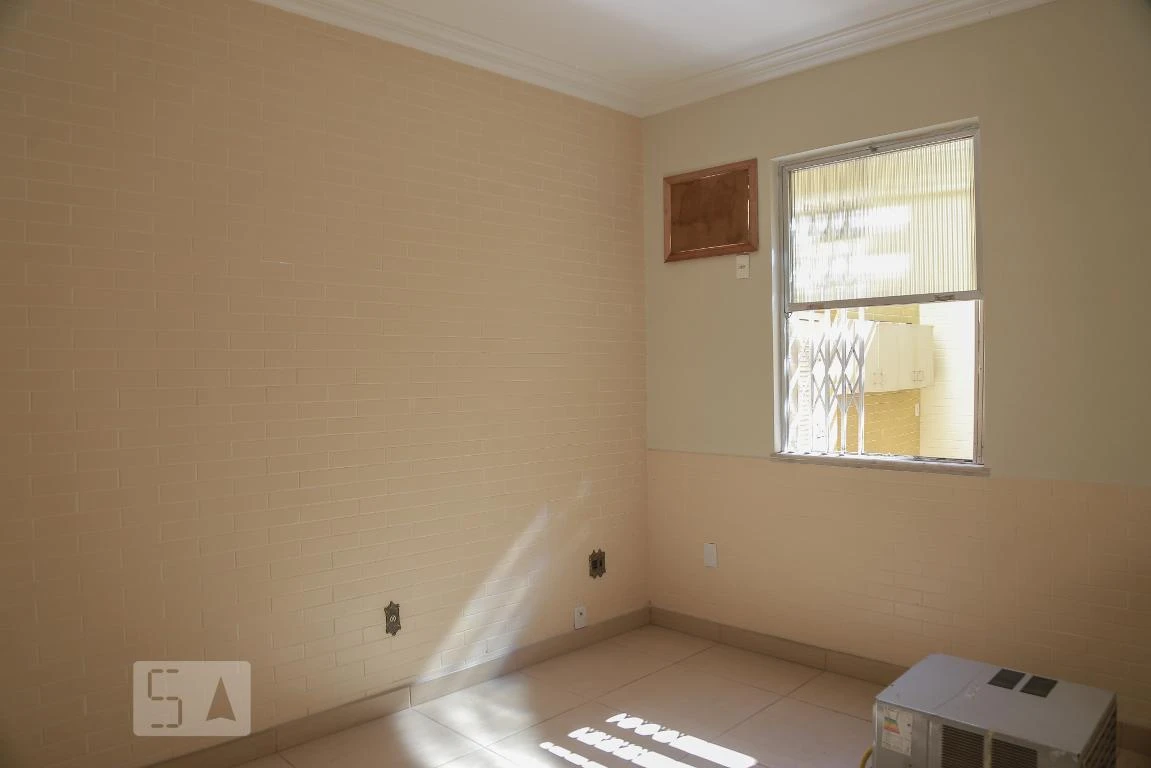 Casa com cozinha separada, 4 quartos e 3 banheiros — photo 4