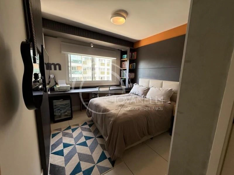 Apartamento de 227 m² com varanda e 5 quartos — photo 25