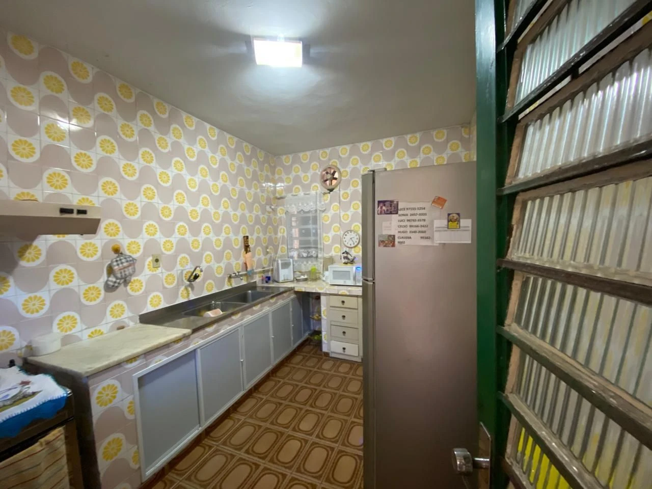Casa mobiliada com 3 quartos e 4 banheiros, aceita pets — photo 2