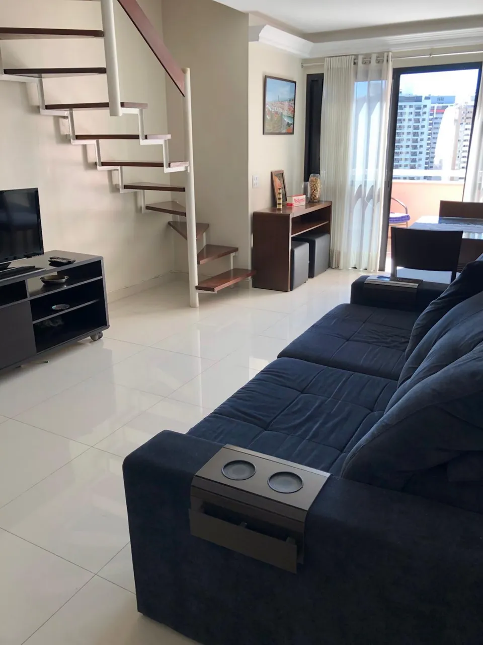 Duplex apartment with 2 bedrooms and 3 bathrooms — photo 3