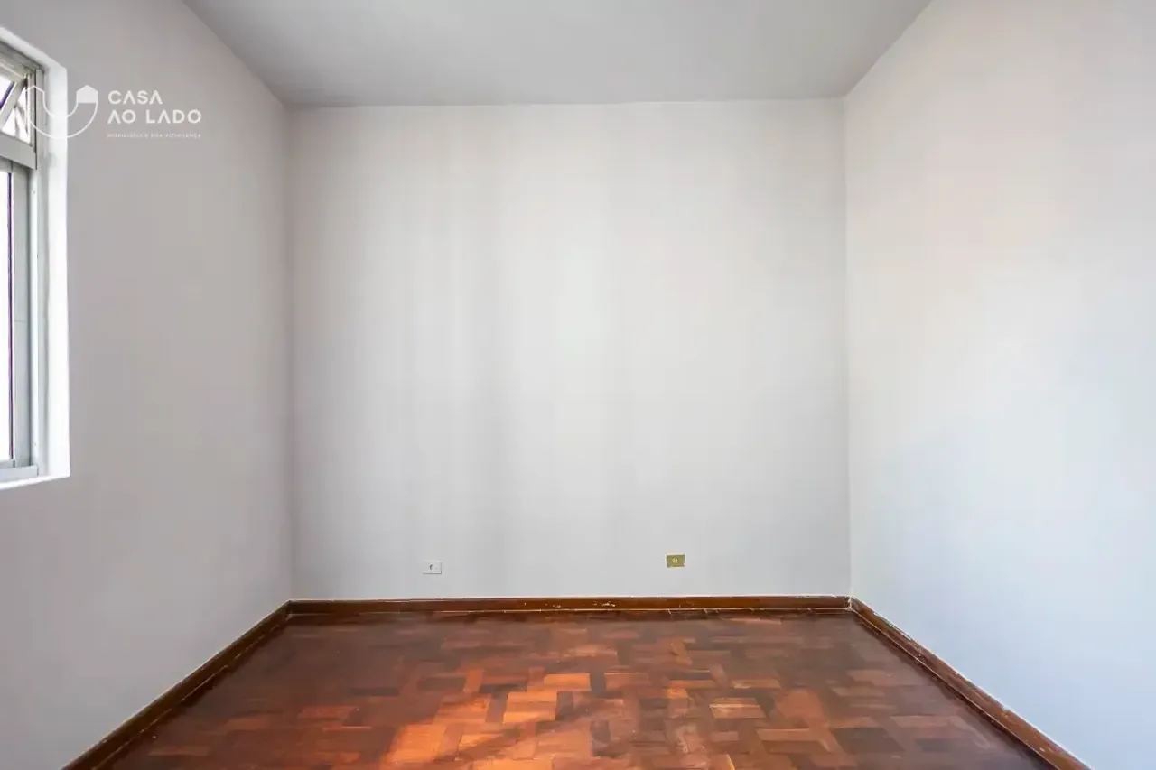 42 m² 1-bedroom apartment with a closed kitchen — photo 12