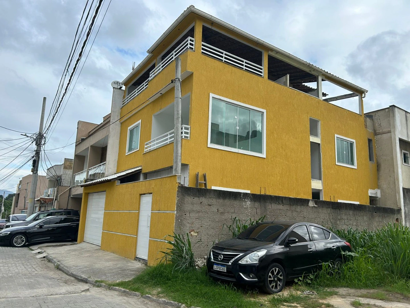 Casa triplex com 3 quartos e varanda — photo 3