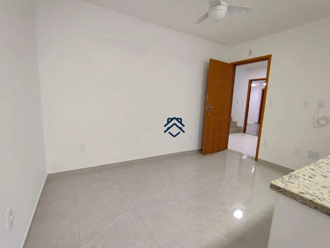 Apartment on the 2nd floor with a grill on the balcony — photo 5