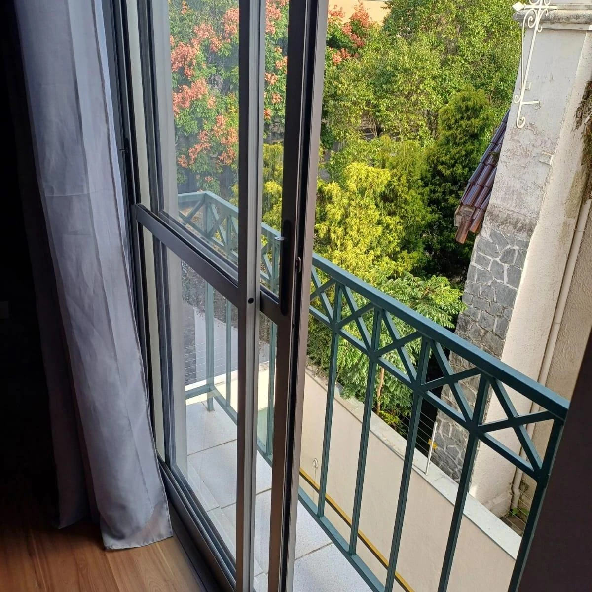One-bedroom apartment with a washing machine in Curitiba — photo 7