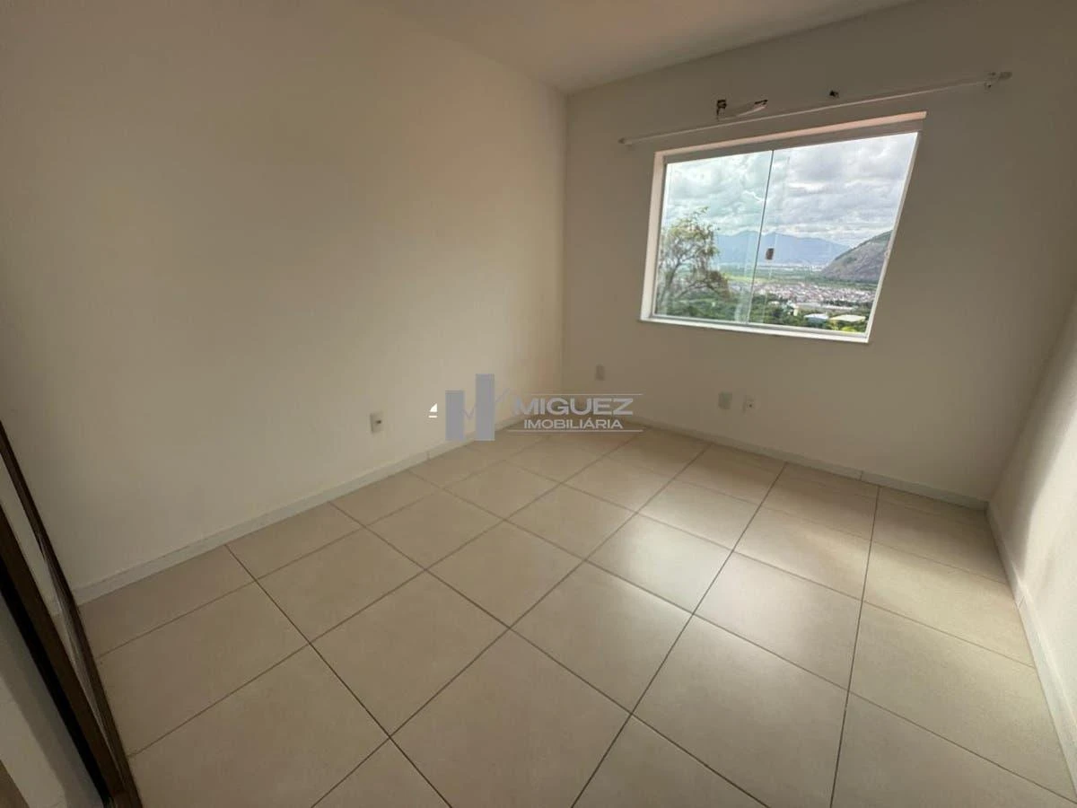 Water view in a 4-bedroom house, 340 m² — photo 23