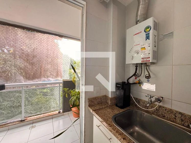 Apartamento mobiliado, 82 m², com janelas do piso ao teto — photo 30