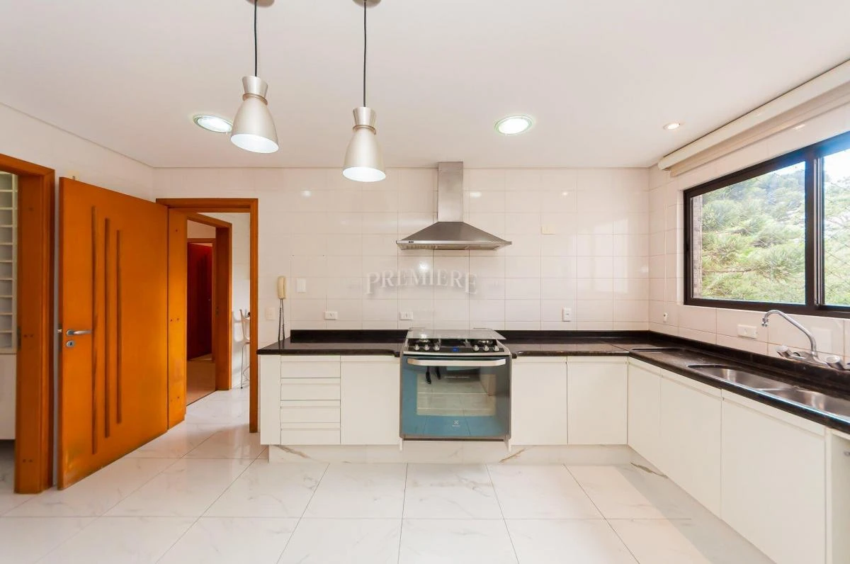 Балкон с грилем и 4 спальни: квартира 322 м² — photo 16
