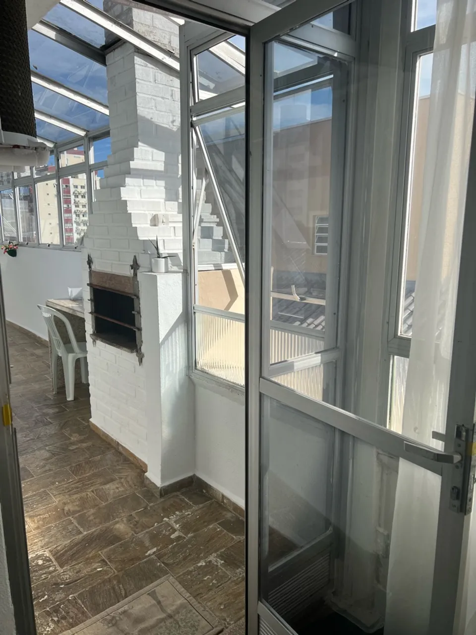 Glass-enclosed balcony in a 2-bedroom apartment, 90 m² — photo 14