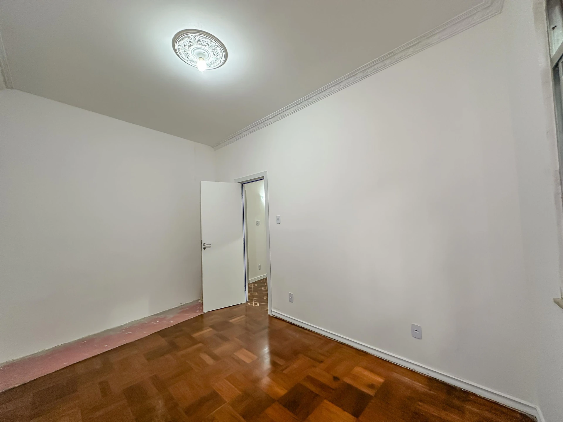 Mountain view in a 2-bedroom apartment, 76 m² — photo 7