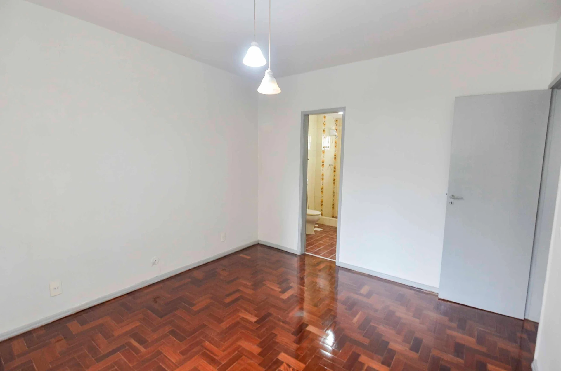 Вид на гори та 2 спальні: квартира 67 м² — photo 24