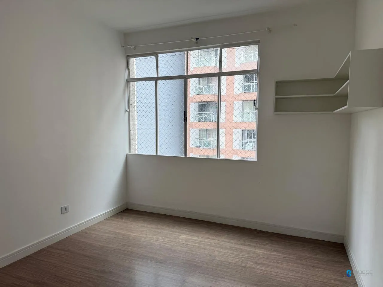 3-bedroom apartment with a washing machine — photo 3