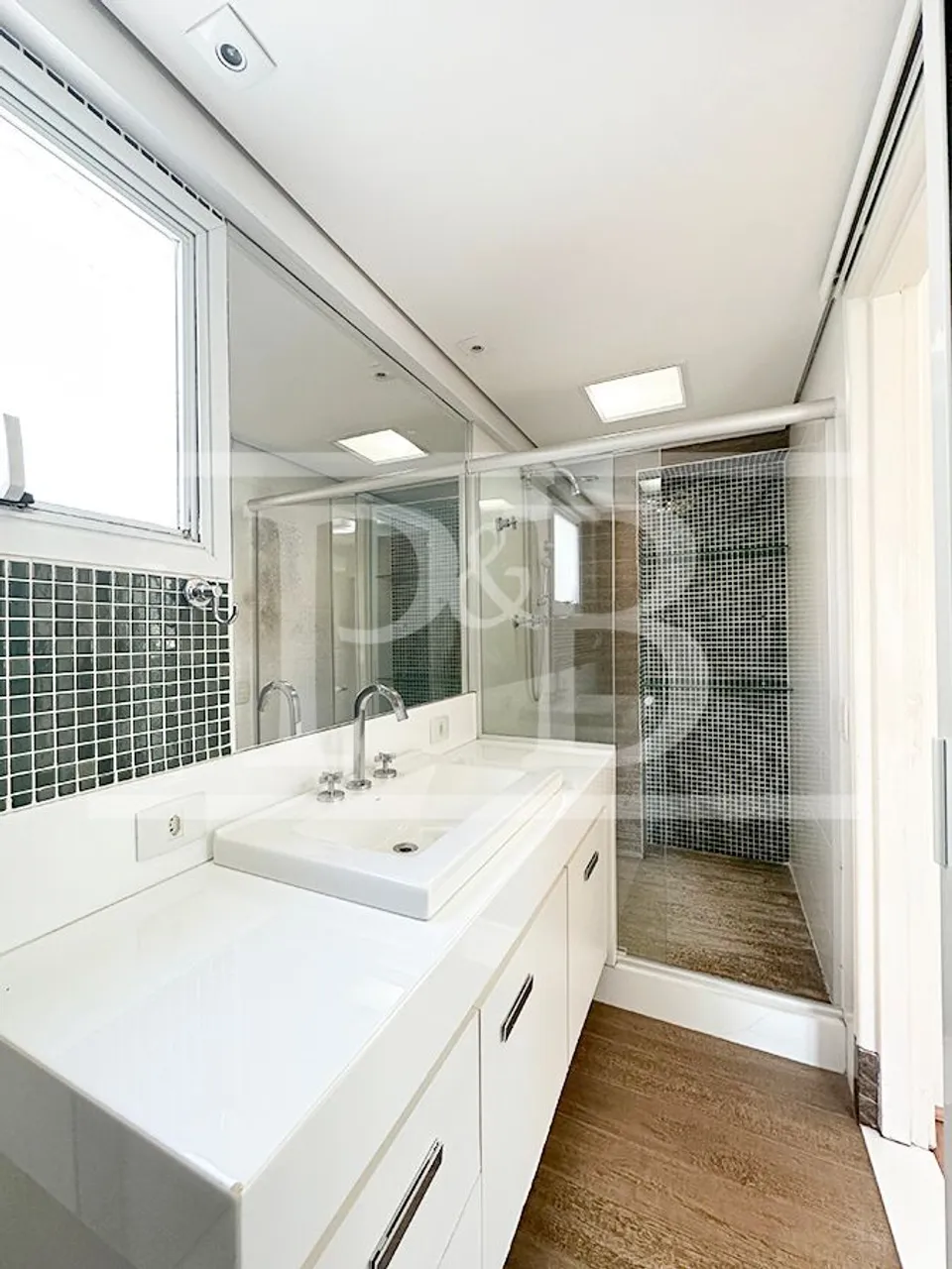 2-bedroom apartment with gas kitchen and 1 parking spot — photo 12