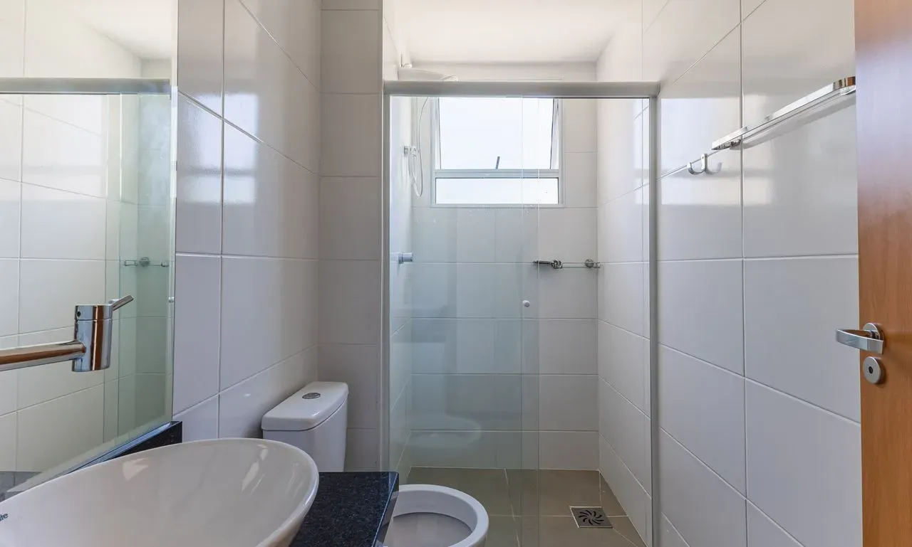 Furnished apartment, 75 m², with a glass-enclosed balcony — photo 22