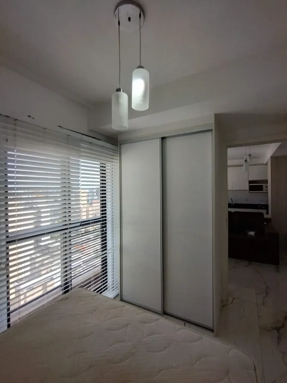Furnished 1-bedroom apartment with parking in a condo — photo 10
