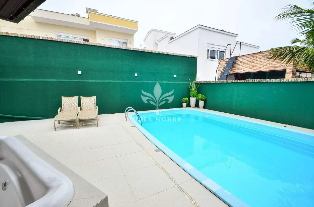 Casa mobiliada com 7 quartos e piscina ao ar livre — photo 47