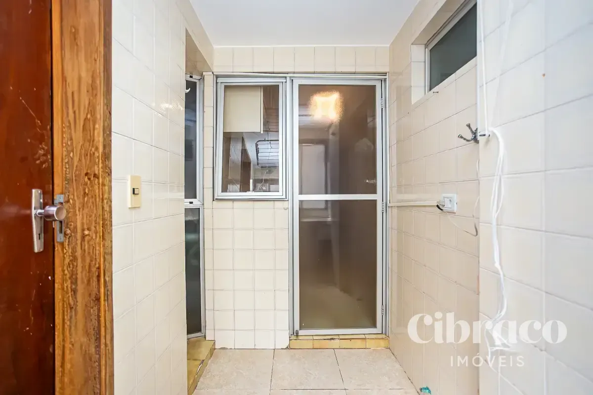 147 m² apartment with 3 bedrooms, 1 en-suite, 2 parking — photo 29