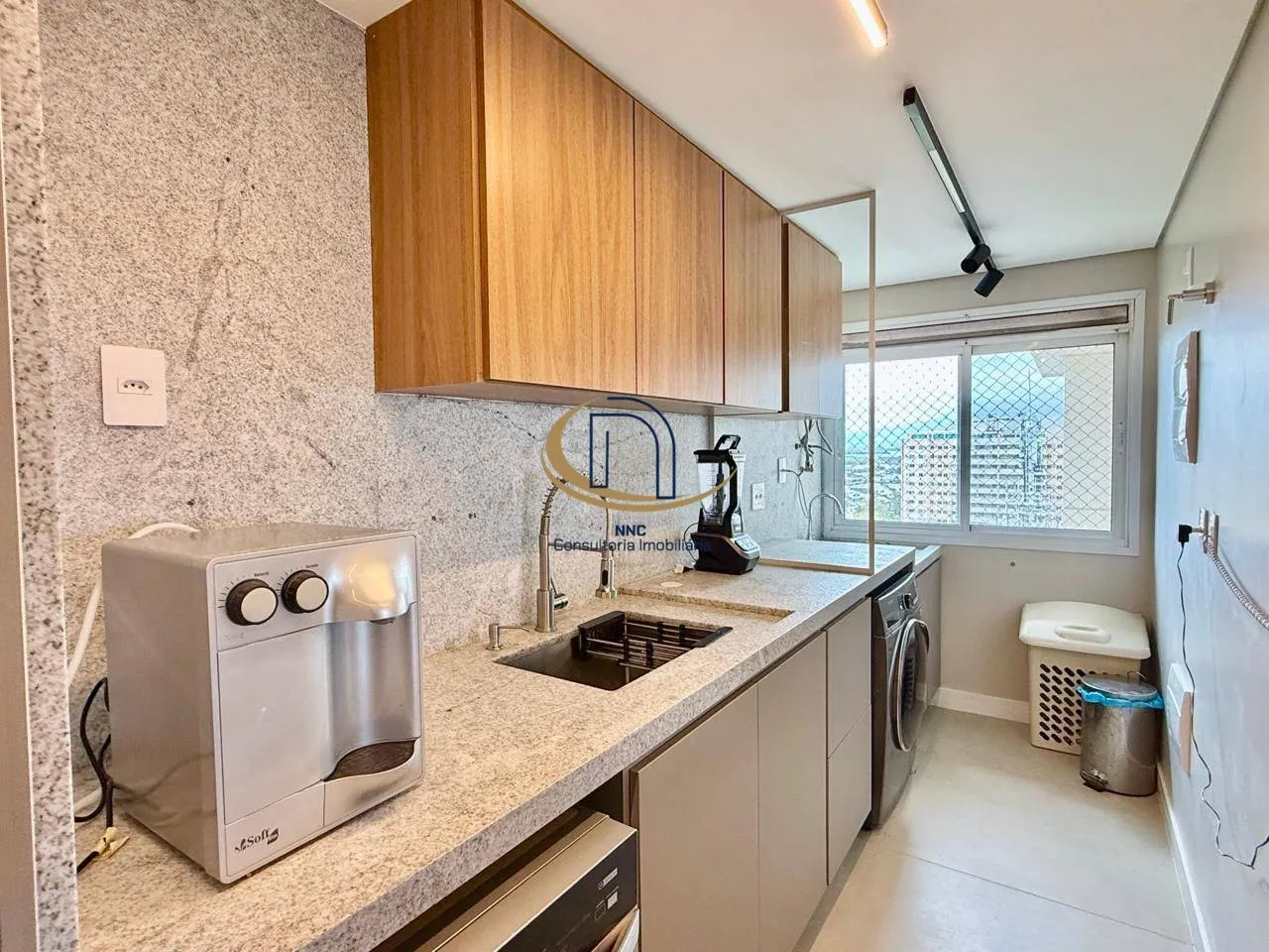 Furnished apartment with 3 bedrooms and 3 bathrooms — photo 9