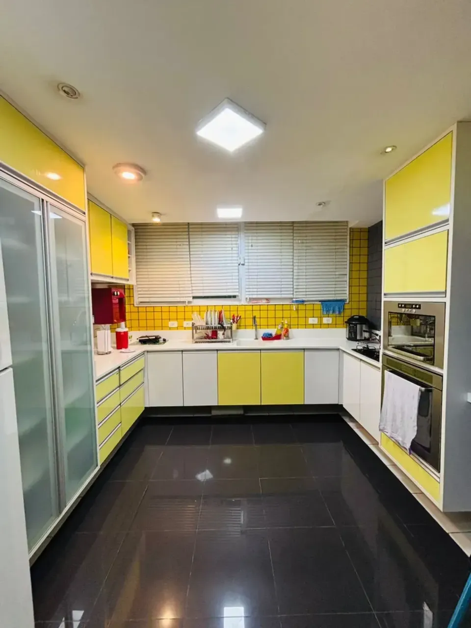 Furnished house with 5 bedrooms and a gas stove — photo 18