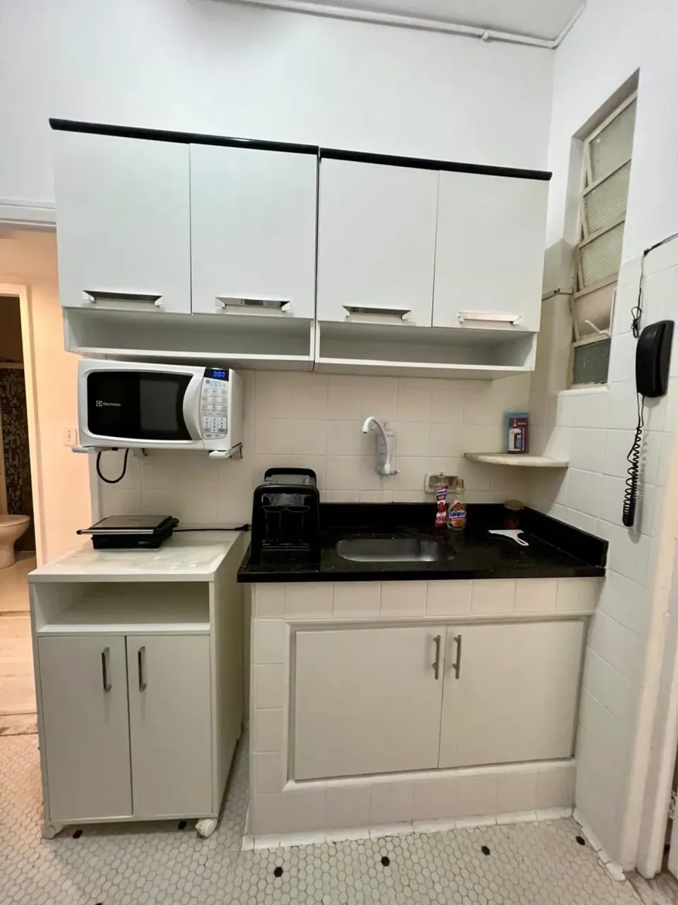 Furnished apartment with 2 bedrooms and 2 bathrooms — photo 10