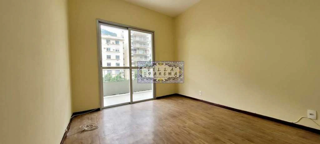 129 m² apartment with 3 bedrooms and a balcony — photo 5