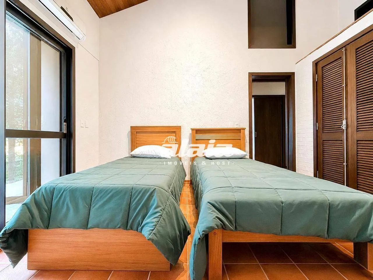 Casa em condomínio com 3 dormitórios e 680 m² — photo 22