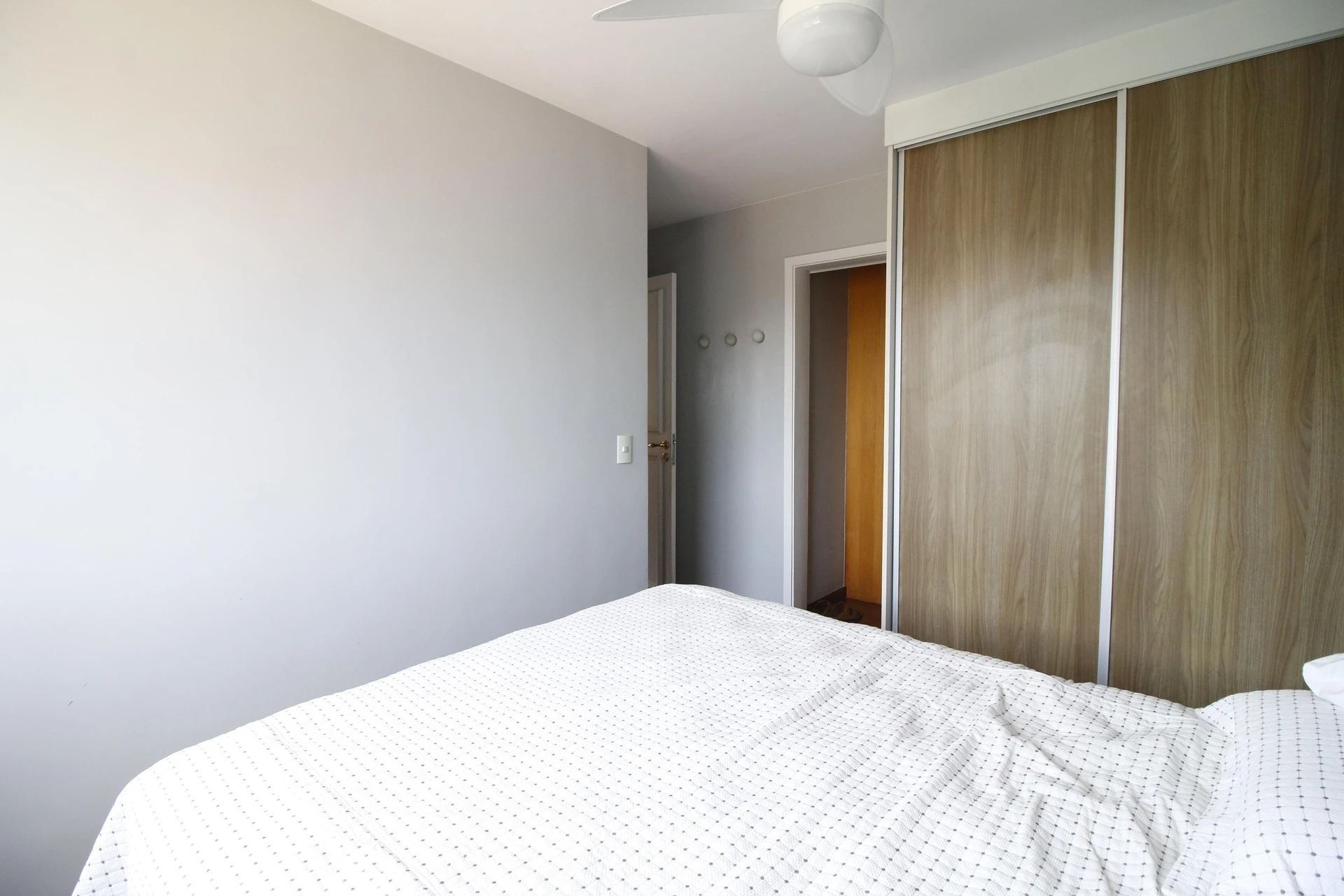 Apartamento mobiliado de 3 quartos com varanda gourmet — photo 54