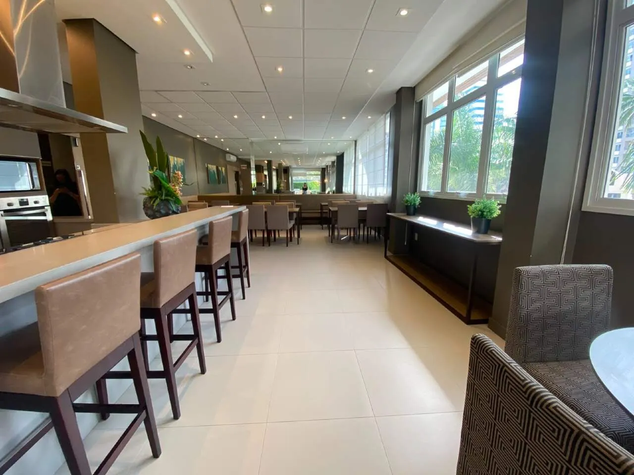 Furnished 2-bedroom apartment with 1 en-suite, 67 m² — photo 21