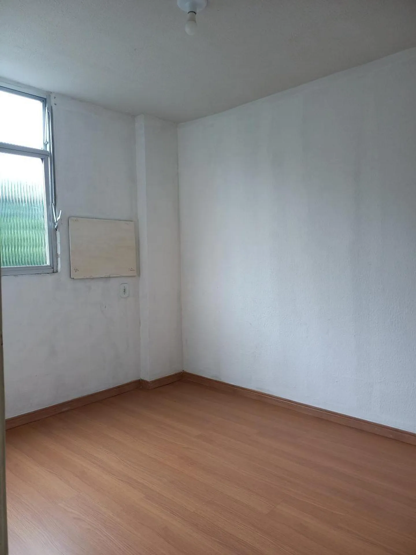 2-bedroom apartment with enclosed kitchen and 1 parking spot — photo 34