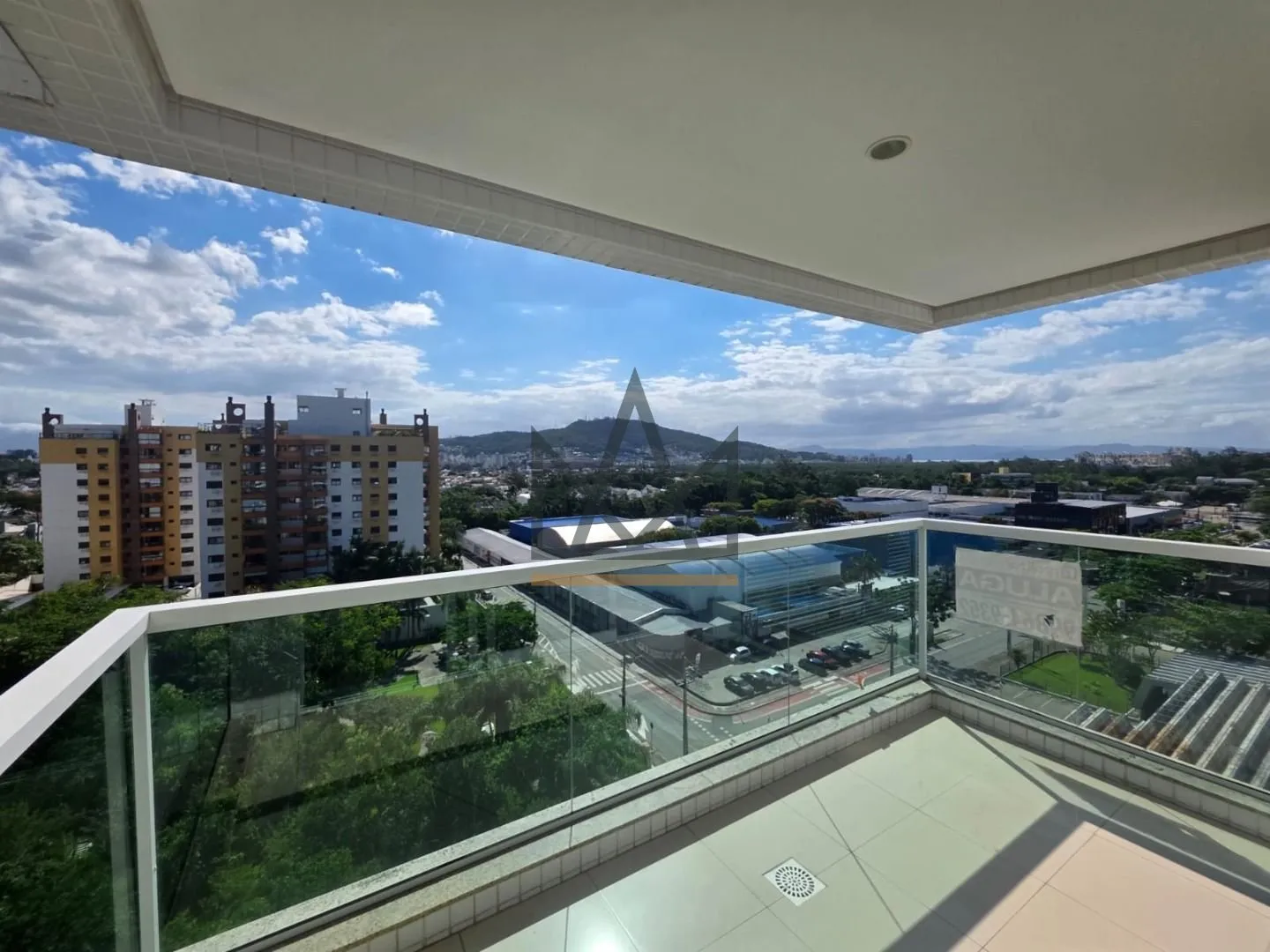 Квартира с 2 спальнями, suite и балконом, 77 м² — photo 30