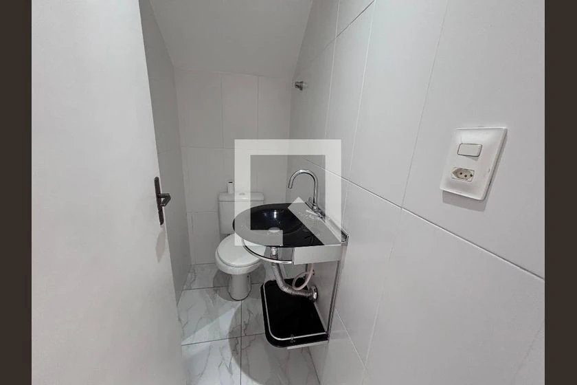 House with 4 en-suite bedrooms, 329 m² and 3 parking — photo 26