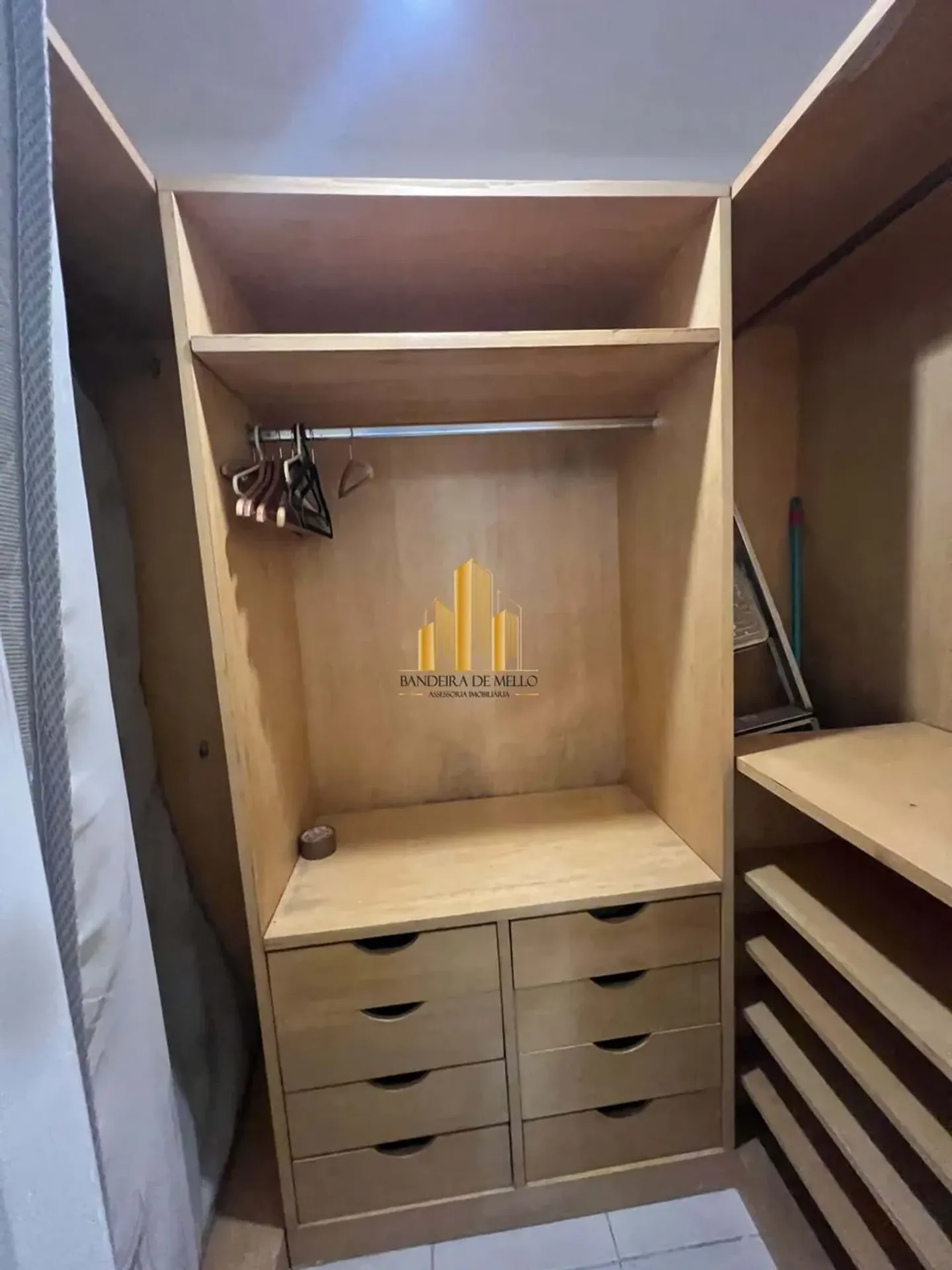 Apartment on the 1st floor with a walk-in closet — photo 13