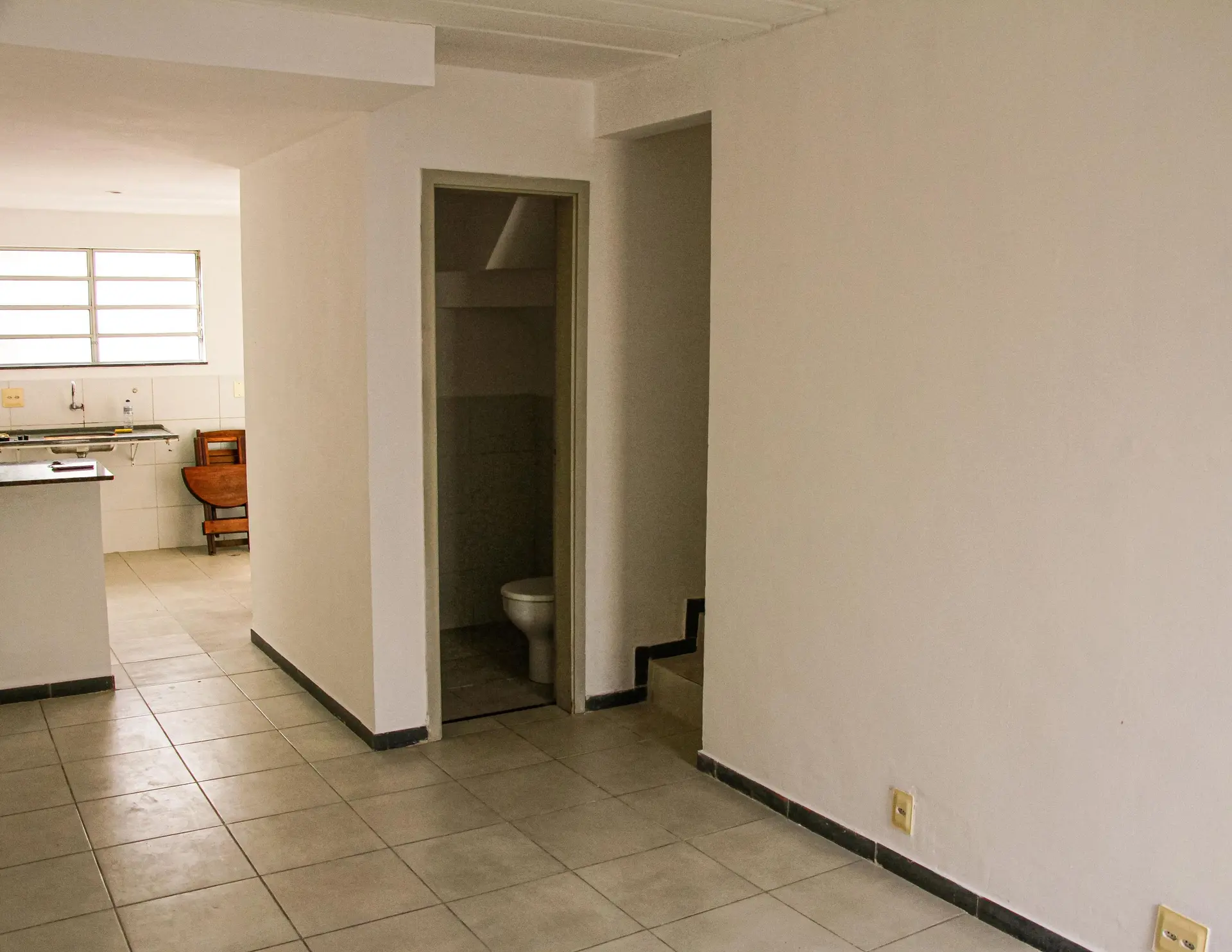 House with 3 bedrooms, 2 bathrooms and 2 parking spaces — photo 26