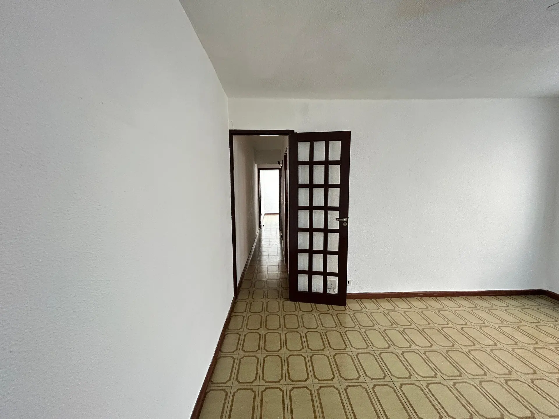 Квартира з 2 спальнями та пральною зоною — photo 34