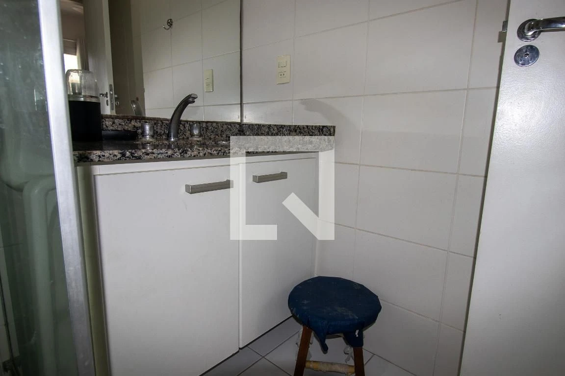 Furnished apartment with 3 bedrooms and 3 bathrooms — photo 52