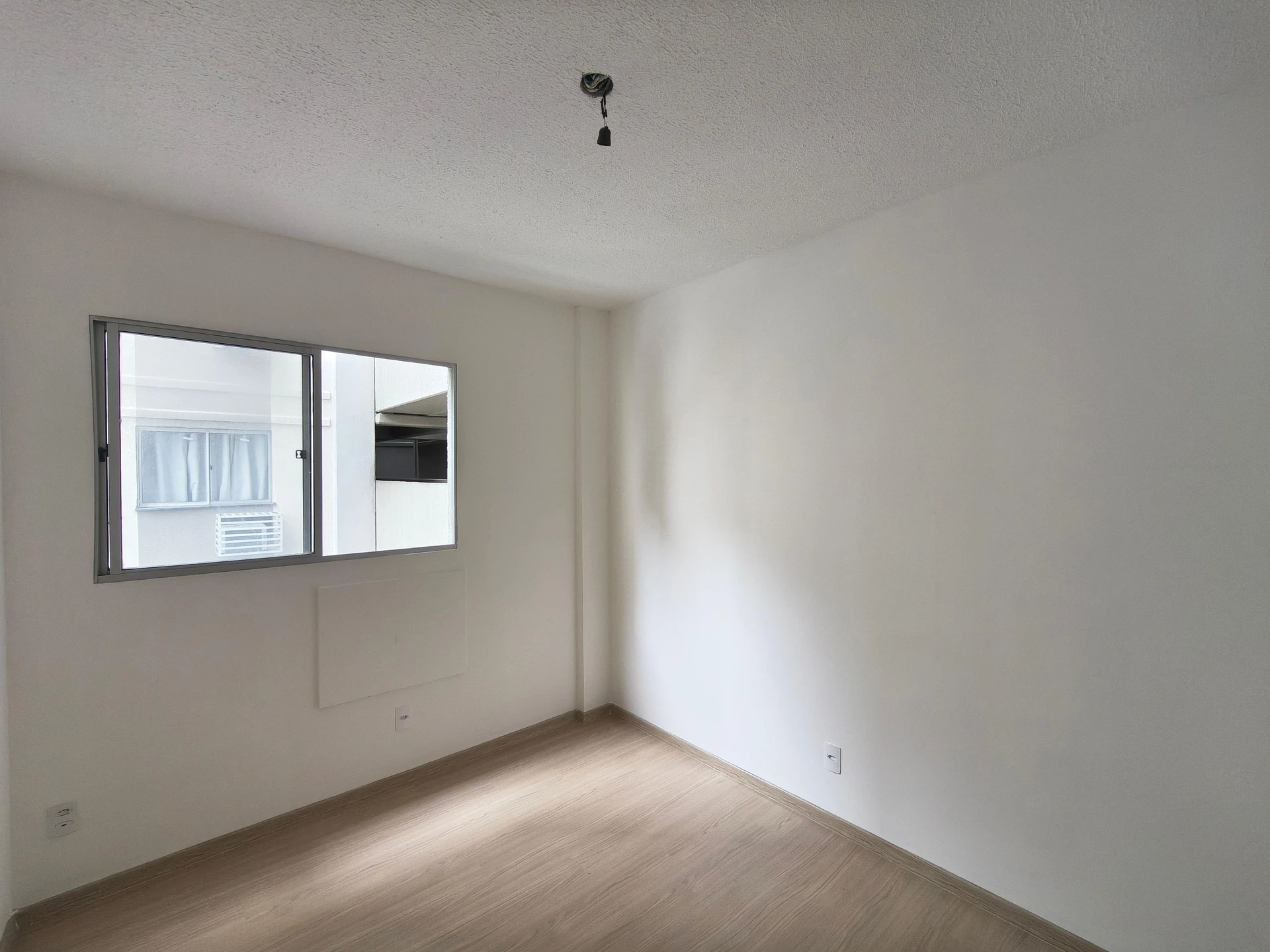 Apartamento de 2 habitaciones con balcón y mascotas — photo 3