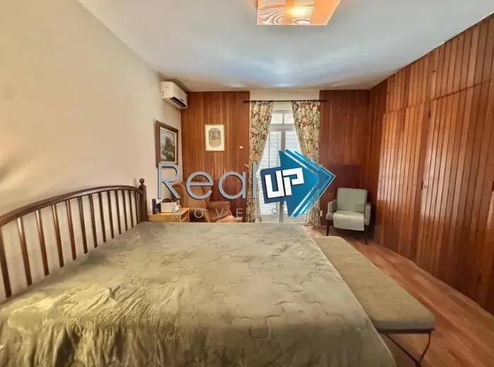 Apartamento com varanda de vidro e 4 quartos — photo 7