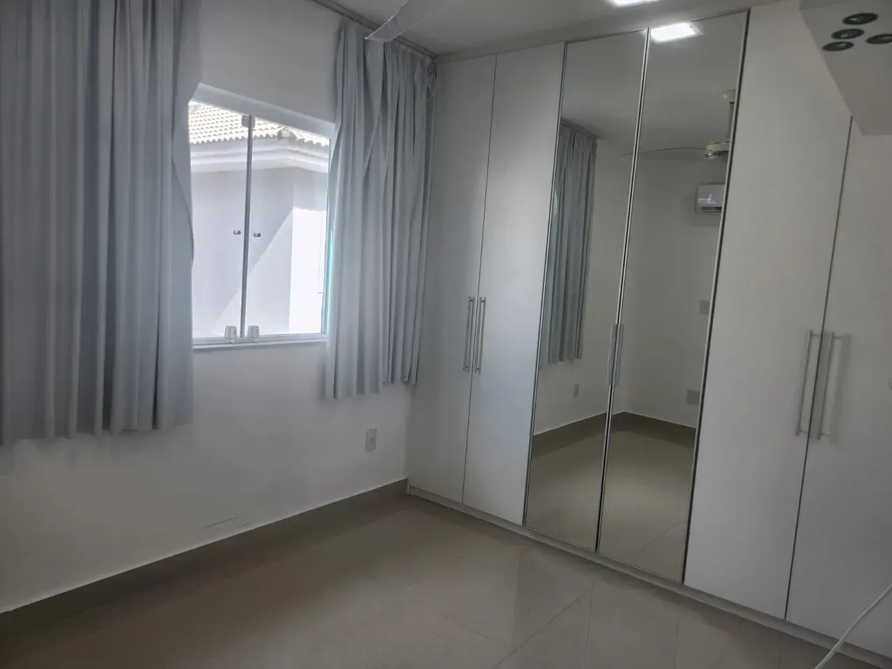 Casa mobiliada com 3 dormitórios e 2 banheiros — photo 11