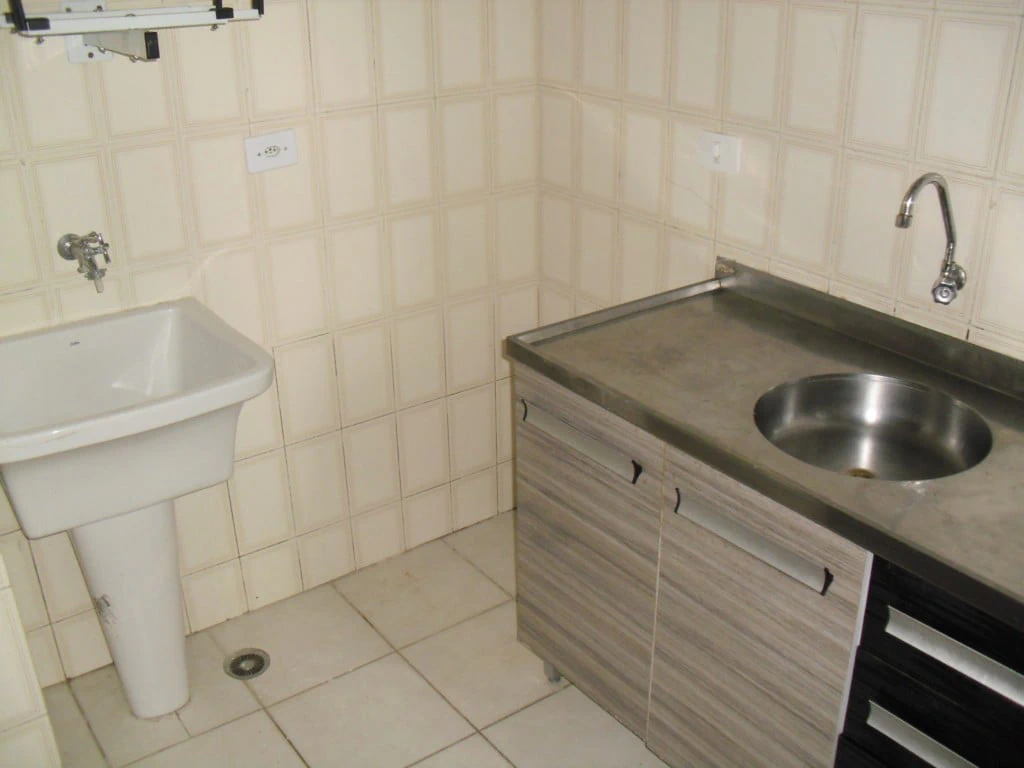Apartamento com piso de madeira ou laminado, Centro — photo 4
