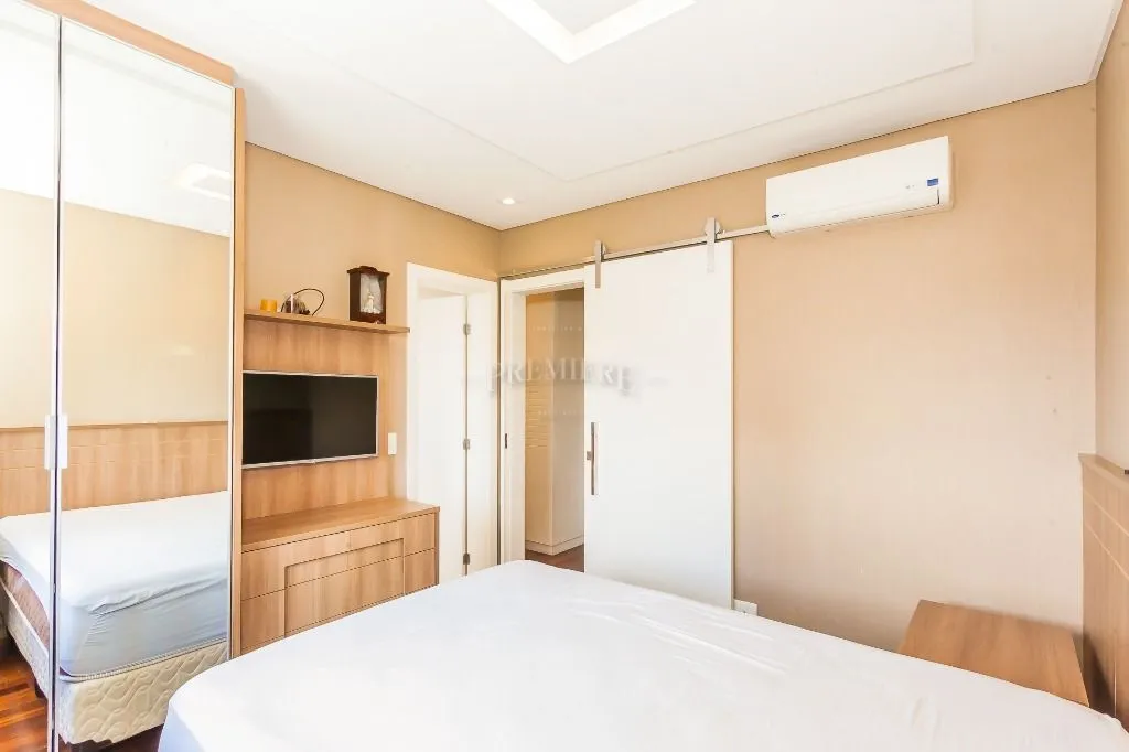 Furnished 158 m² apartment with 3 bedrooms and 5 bathrooms — photo 29
